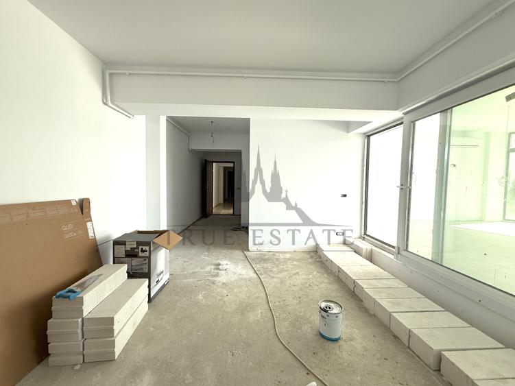 Penthouse cu gradina proprie