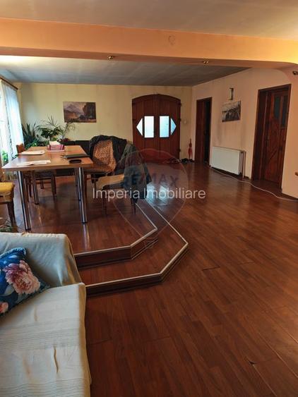 P+E+M cu 13 camere, Bariera Valcii in proximitatea Spitalului Regional - 16