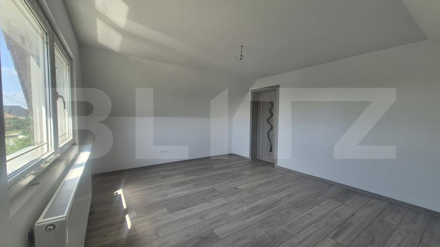 Casa cu 3 dormitoare de vanzare, 150 mp, teren 1345 mp, localitatea Lazuri