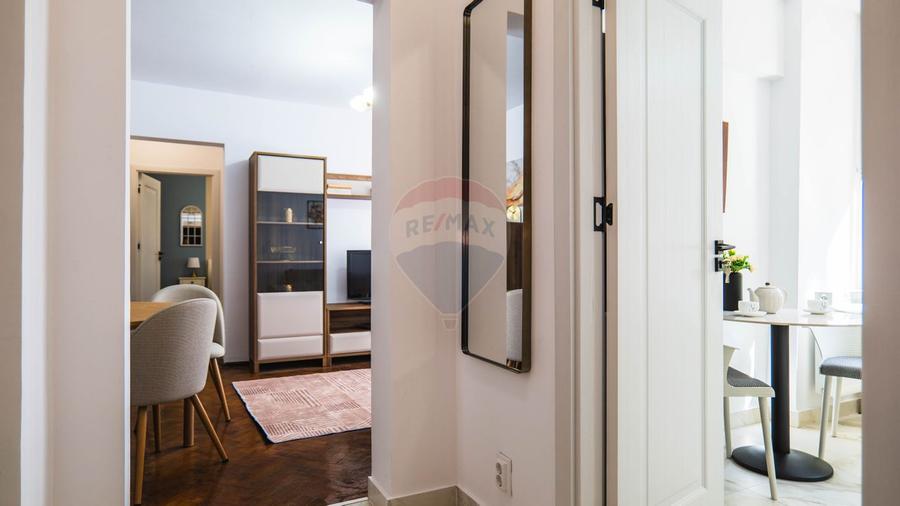 Vanzare apartament 2 camere, complet renovat, Metrou si Parc Bazilescu