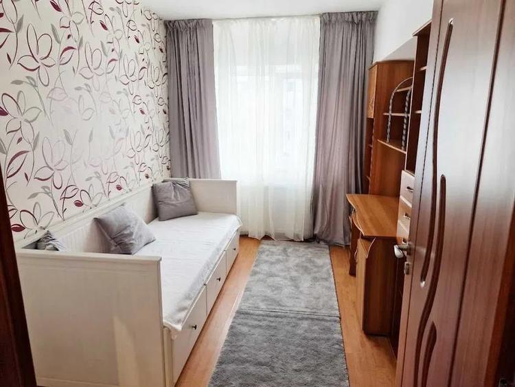 Apartament 3 camere bloc reabilitat zona metrou Lujerului