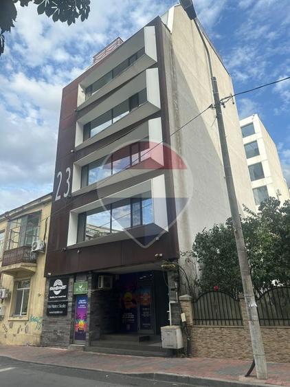 Inchiriere spatiu de birouri/ comercial bld Unirii