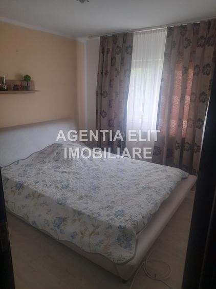 Apartament 3 camere, zona Mall