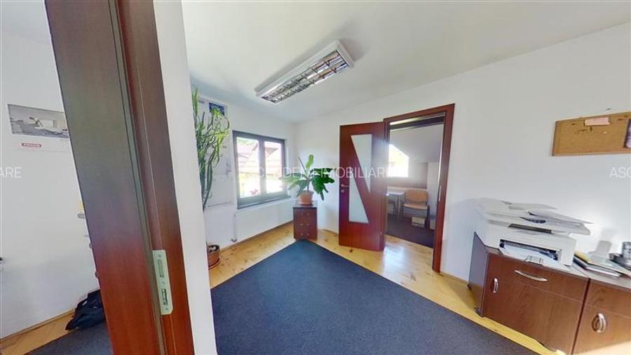 Nivel in casa, recomandat si activitati birou,  Central, Brasov. - 12