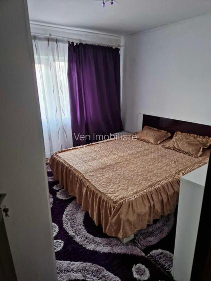 Apartament 3 camere-75mp- Bd Independentei - 4