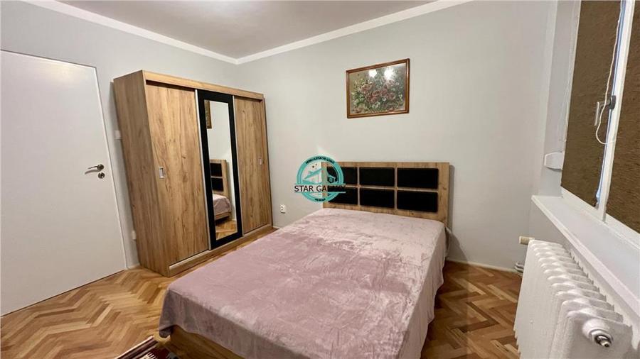 Inchiriez apartament cu 4 camere, complet mobilat zona Ultracentrala