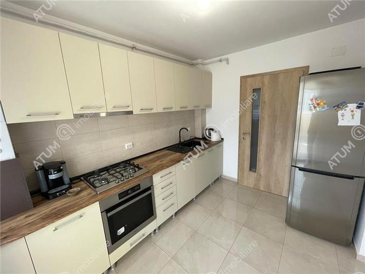 Apartament 2 camere balcon pod si loc parcare zona Triajului Selimbar
