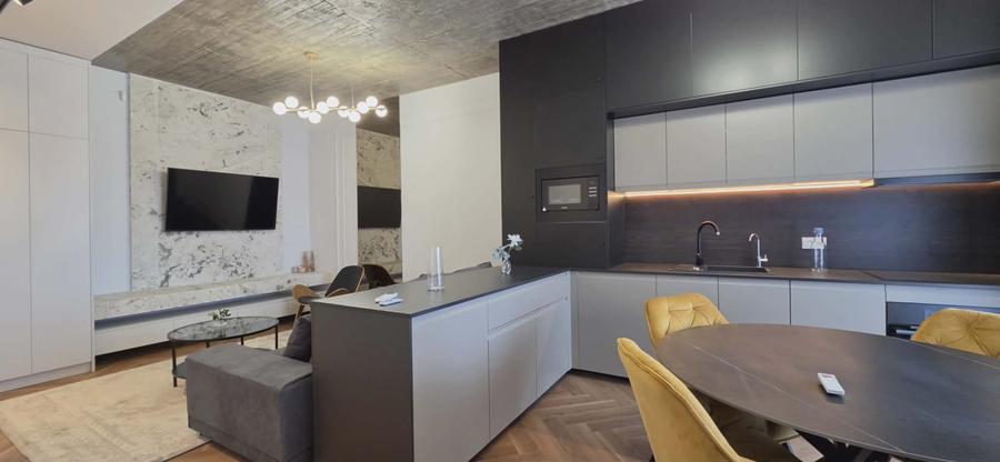 Apartament cu 2 camere de închiriat în Bloc Premium/ P-ța Țăranilor-AP1499
