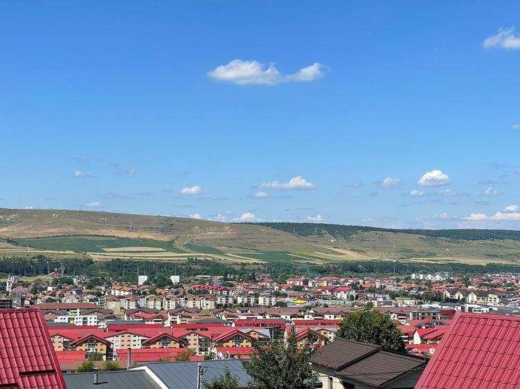 Casă individuala de vanzare cu 4 camere, amplasata pe un teren de 412 mp!