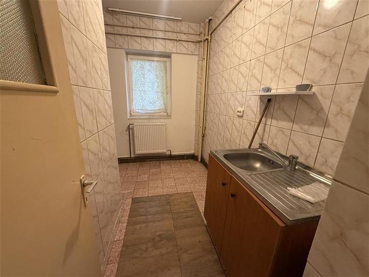 Bloc Patrascanu - birou 35mp