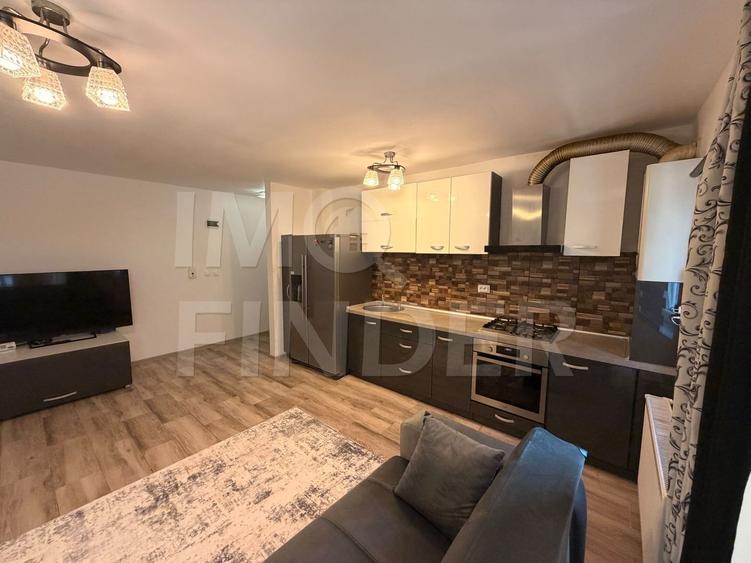 Apartament cu 3 camere, 70 mp, balcon – zona BMW, Florești