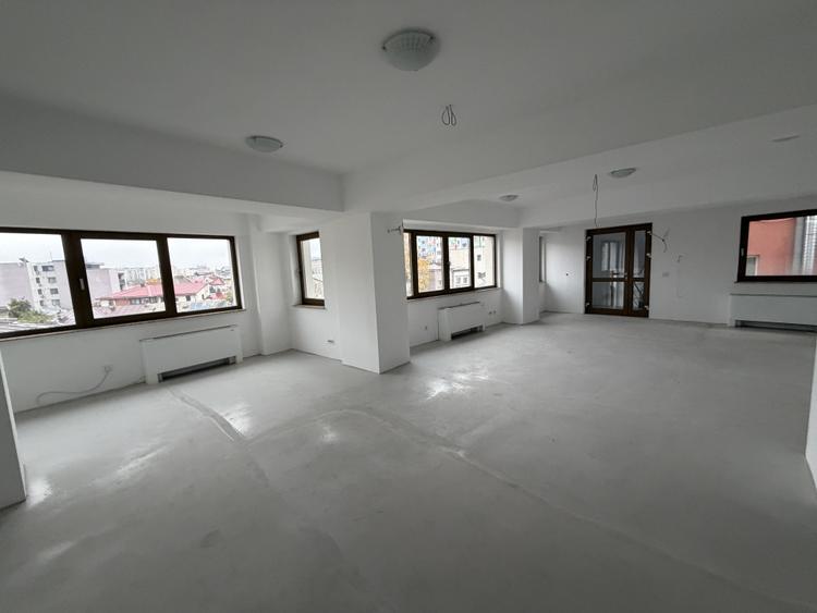 Spatiu comercial| Unirii | Tineretului | Metrou 7'