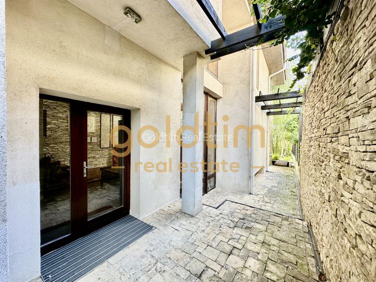 VILĂ  SUPERBĂ/MODERNĂ /VEDERE  LAC/GRĂDINĂ LUXURIANTĂ/ZONA LINISTITA/2 PARCARI - 36