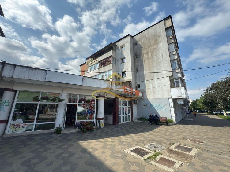 Apartament 3 camere de vanzare in Bacau strada Stefan cel Mare