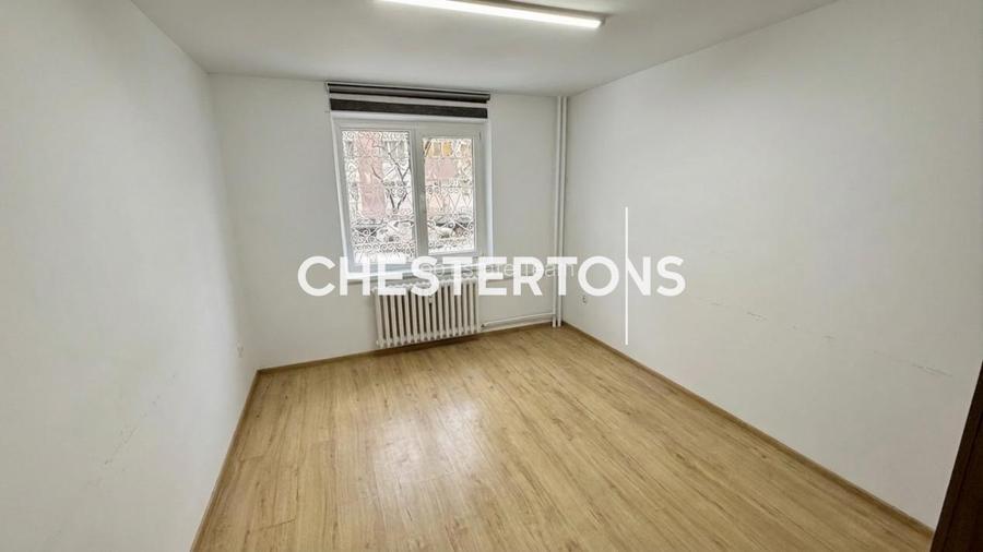 Spatiu renovat 4 camere renovat pentru office 12 minute de metrou Crangasi - 14