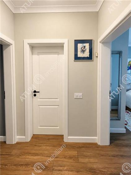 Apartament cochet cu 3 camere, gradina si 3 parcari in zona Selimbar