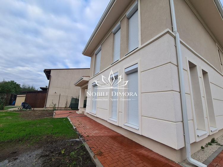Duplex modern cu 5 camere si 2 bai - curte de 750mp in Ghiroda