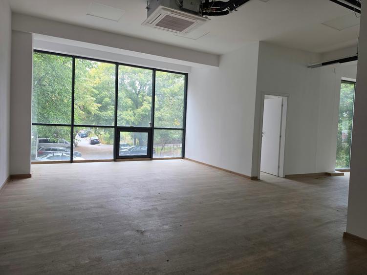 Spatiu comercial/showroom in Tatarasi Sud, 560 mp, COMISION 0%