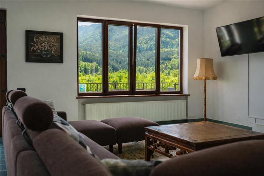 Pensiune cu priveliste fabuloasa, zona boema, Bran, Brasov.