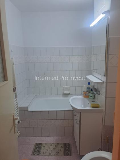 Tomis III-apartament cu 3 camere cf 1,cu centrala,  etaj 1 - 8