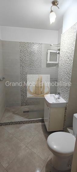 Vanzare apartament 3 camere decomandat Tineretului