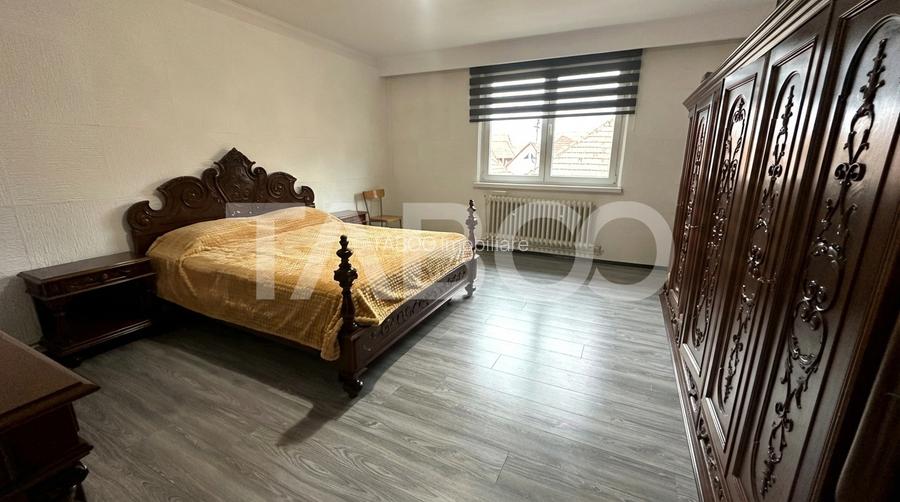 Apartament 4 camere  la casa cu curte pivnita zona Lazaret Sibiu - 3