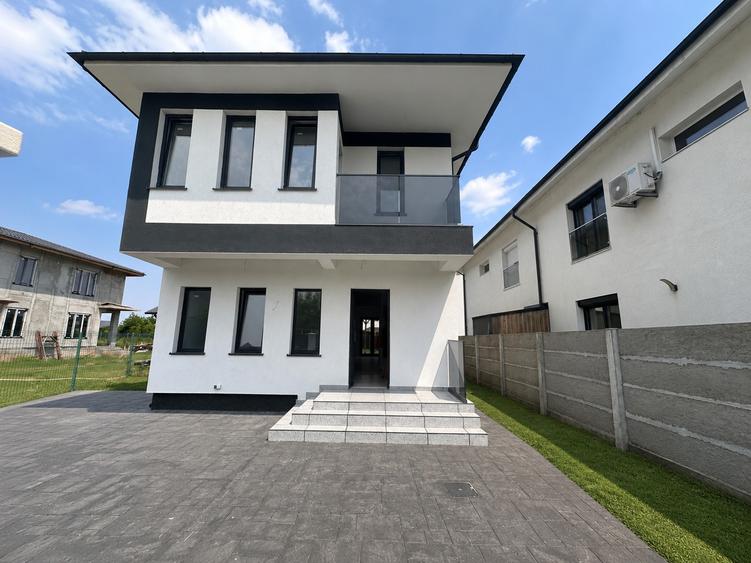 Casă Individuală P+1 – Compartimentare Eficientă, 4 Camere și Teren Generos