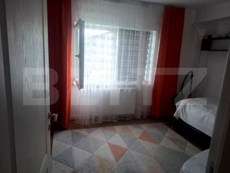 Apartament de vanzare, 50 mp, zona Gaesti - str. Cuza Voda