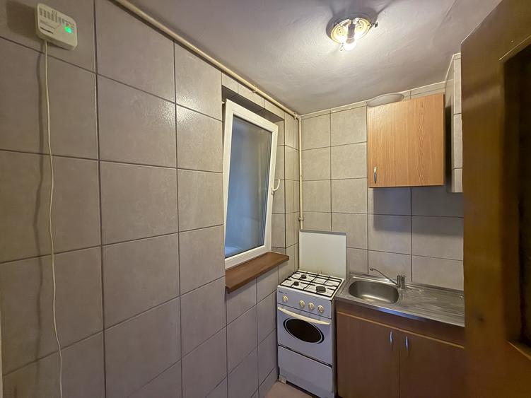 Apartament 2 Camere Lujerului 5 min Metrou etaj intermediar Investitie