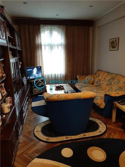 Royal Imobiliare - Vanzare Vila Zona Centrala