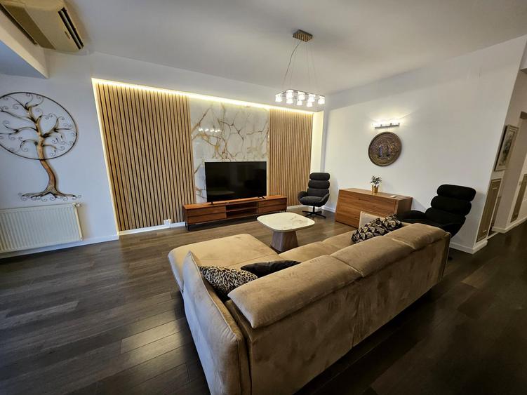 Apartament 4 camere