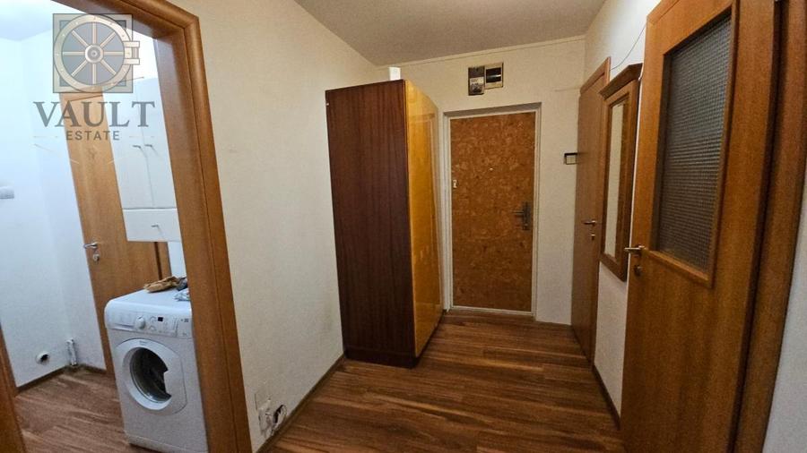 Apartament 3 camere - CENTRALA PROPRIE - zona BRANCOVEANU /HUEDIN
