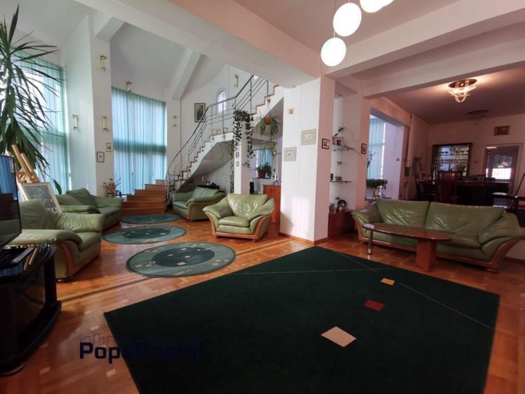 Breaza de Sus vila 487 mp utili S+P+1E+M cu teren 6258 mp