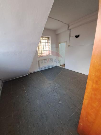 Spatiu comercial de inchiriat in zona 1 Mai