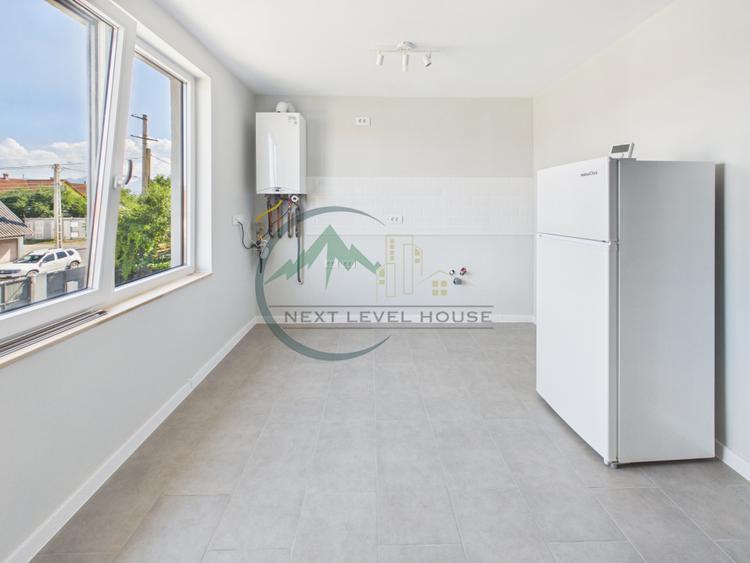 Apartament 3 camere, 2 bai, Sanpetru Central