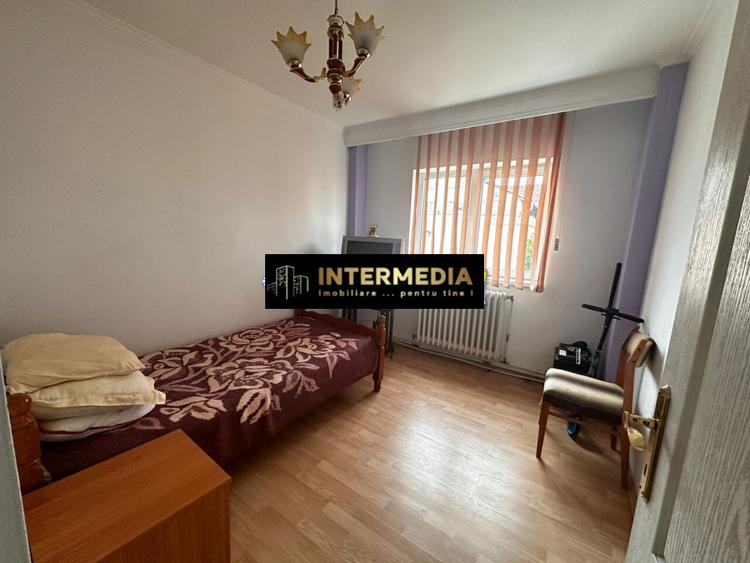 Vanzare Apartament 4 camere Deco CETATE Mercur 2 bai 90 mp cu balcon si pod