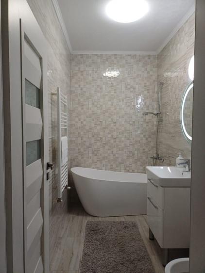 Persoană fizică vând: Apartament 38 mp + Balcon 7,43 mp
