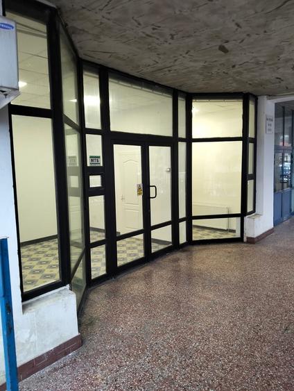Spatiu Comercial zona Poitiers - Aumovio