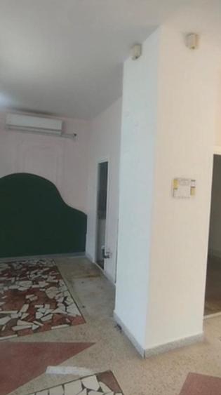 Far - bd. 1 Mai, spatiu comercial 83 mp.
