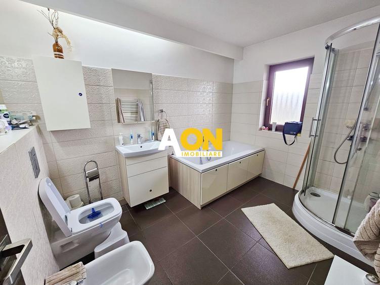 Casa 4 camere, mobilata, utilata, 500 mp teren, asfalt, Alba-Micesti
