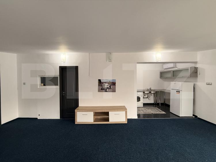 Cabinet medical și apartament 2 camere, 223mp, teren 253mp, zona 1 Mai