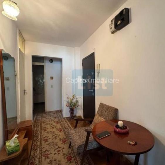 Persoana fizica vând apartament doua camere - 2