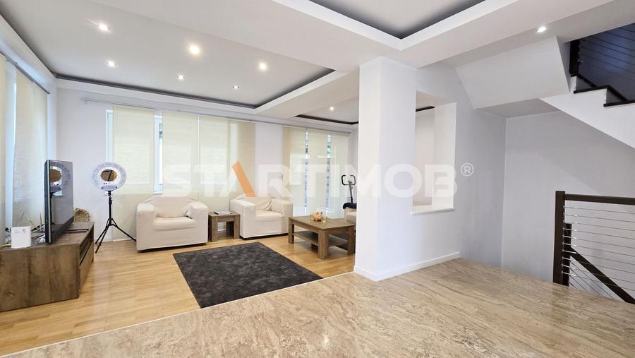 Vila mobilata 5 camere cu garaj Brasov