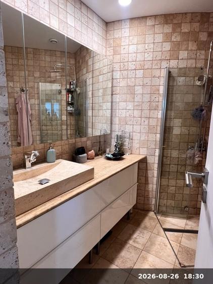 Vanzare apartament luminos de 2 camere, Strada Batistei DIRECT PROPRIETAR