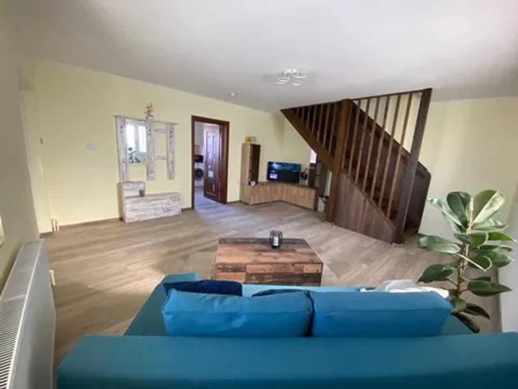 Apartament cu 2 camere, la vila, PET FRIENDLY, LOC PARCARE INCLUS, zona Bucium