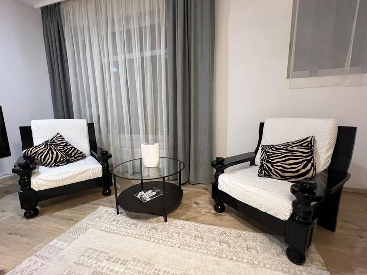 Apartament 3 camere (provenit din 4), in complex Laguna Residence