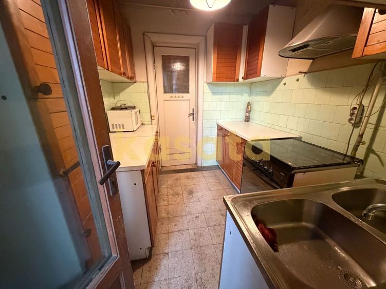 Apartament de vânzare | Ultracentral | 3 camere | Garaj | Boxă