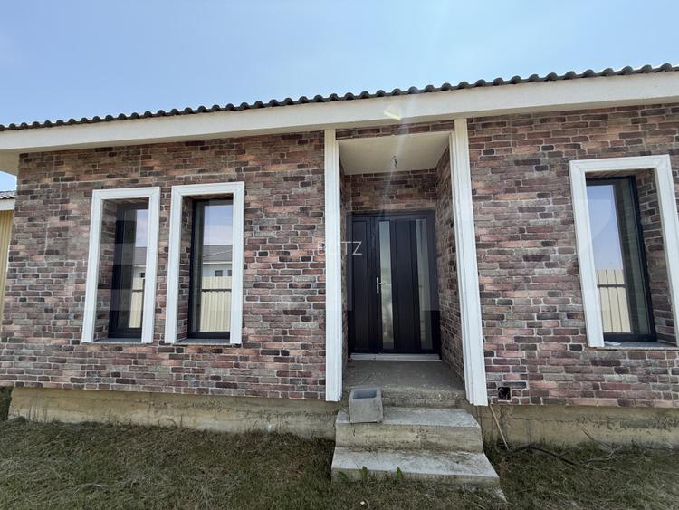 Casa cu 4 camere, 110 mp, zona Odoreu - 2
