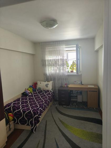 Apartament 3 camere - Decomandat - Renovat