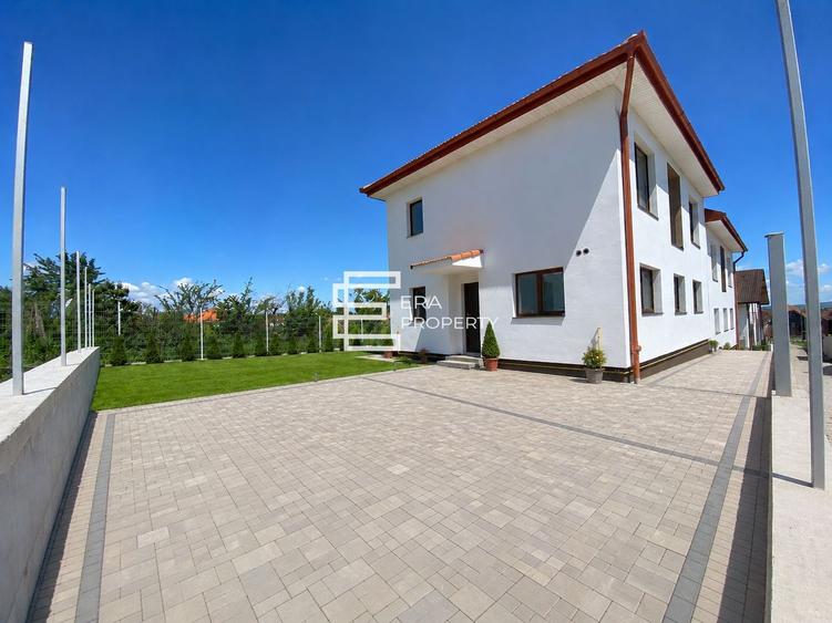Duplex 4 camere -intabulat- teren 300 mp  -Locație Centrală, Sura Mică